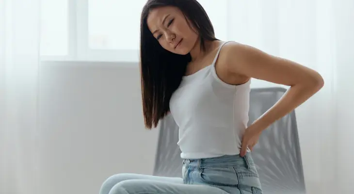 asian-woman-struggles-with-back-pain
